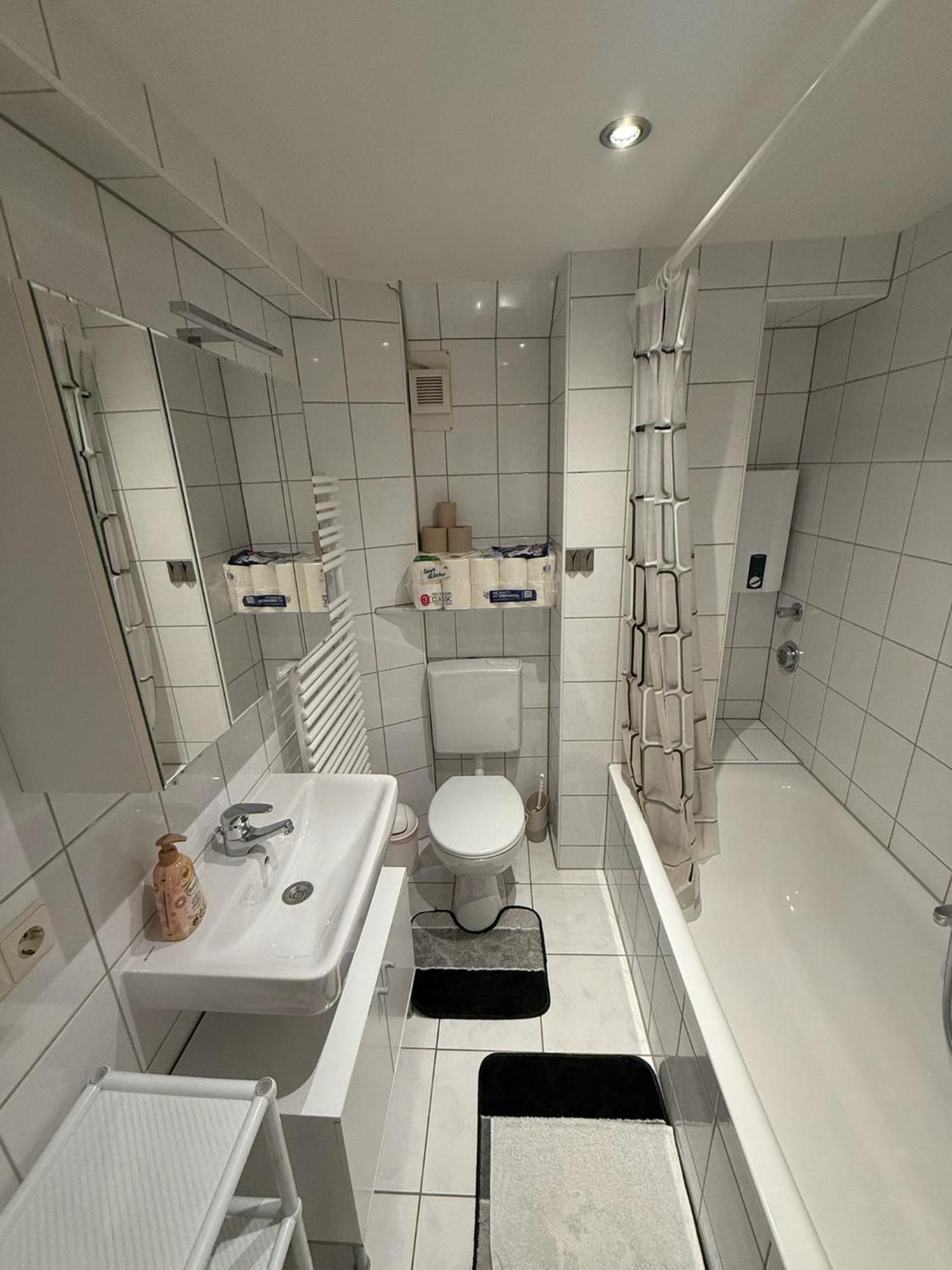 Big, Cosy And Central Apartment Karlsruhe Ngoại thất bức ảnh